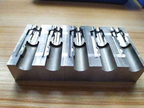 资深精密模具工厂揭秘 笔模的生产过程